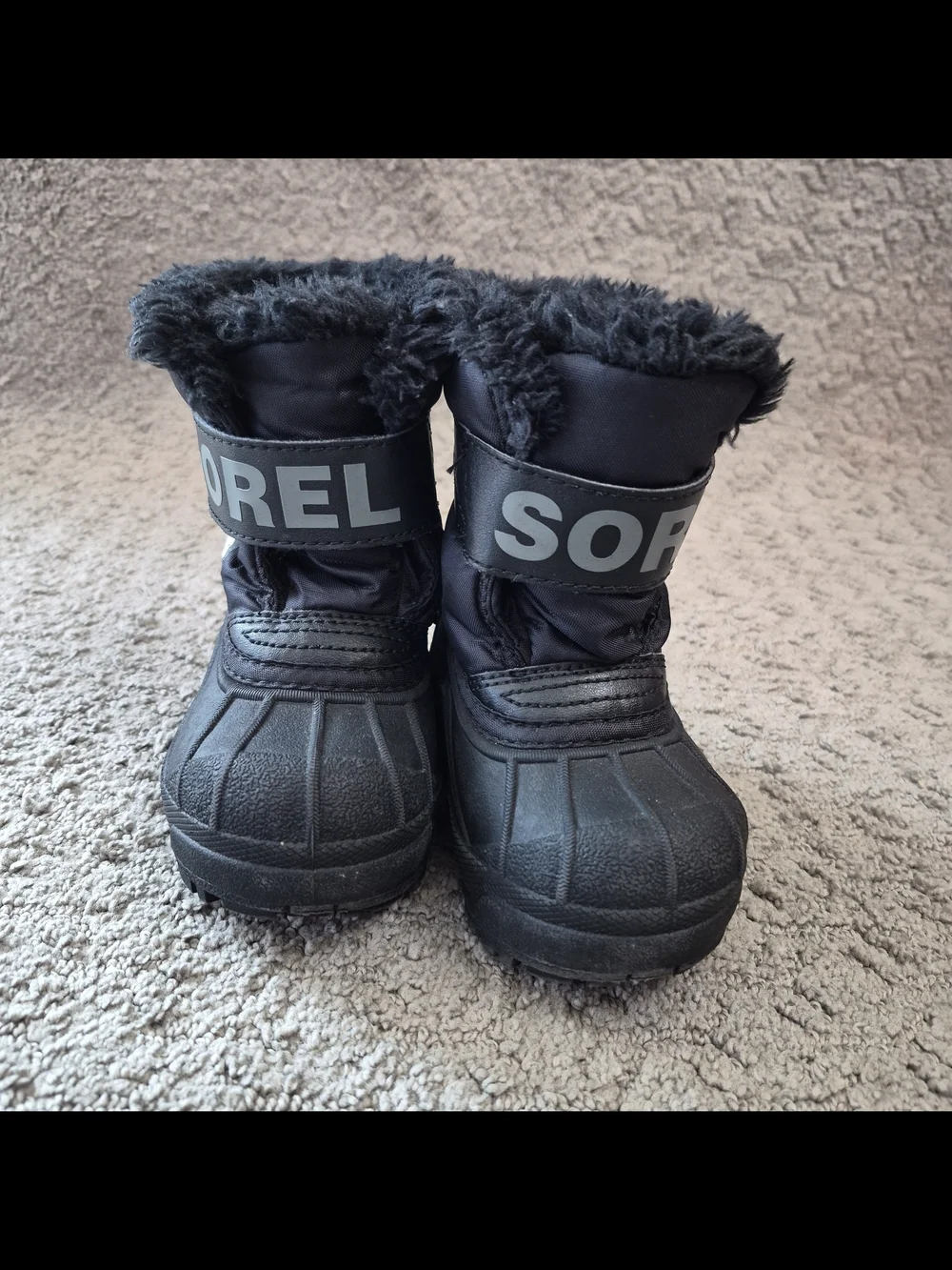 Sorel black kids